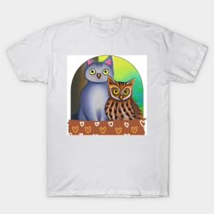 A Cat and An Owl Funny Pet Owner Lovely Designs T-Shirt